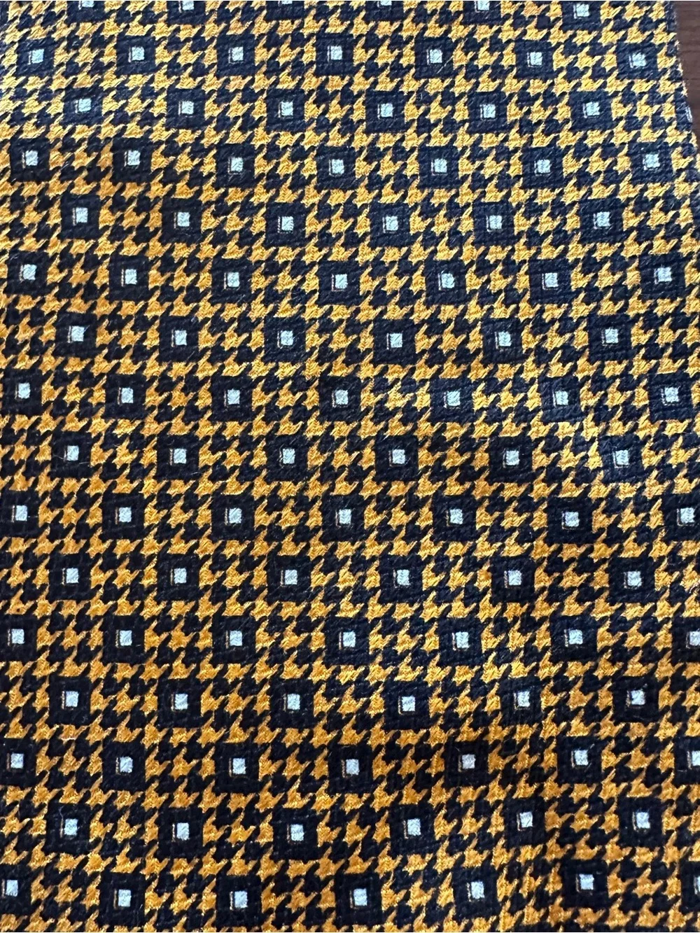 Gianni Versace Yellow and Black Geometric Houndstooth Silk Tie